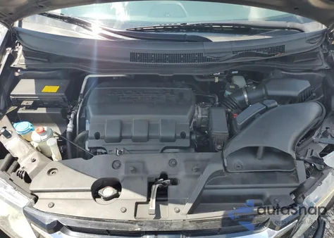 2015 Honda Odyssey Touring z USA, uszkodzony, nr VIN 5FNRL5H98FB064053